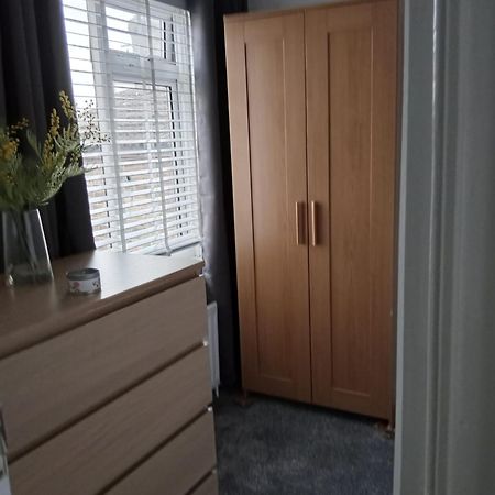 סיטינגבורן Crown Road Apartment מראה חיצוני תמונה