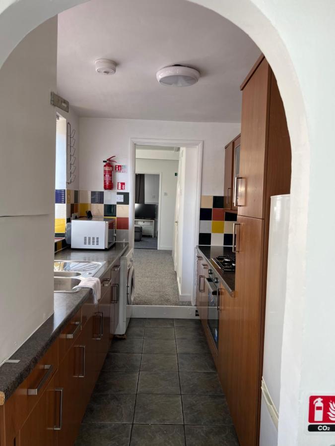 סיטינגבורן Crown Road Apartment מראה חיצוני תמונה