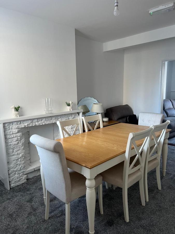 סיטינגבורן Crown Road Apartment מראה חיצוני תמונה